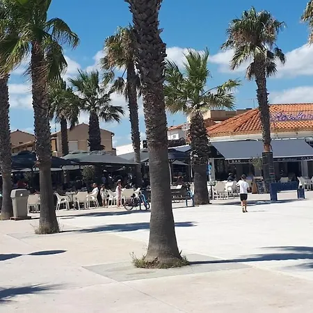 De La Mediterranee Apartament *